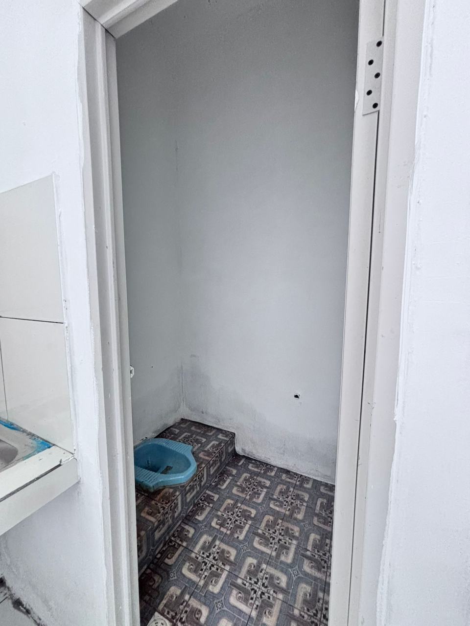 Foto toilet rumah Karang Bahagia