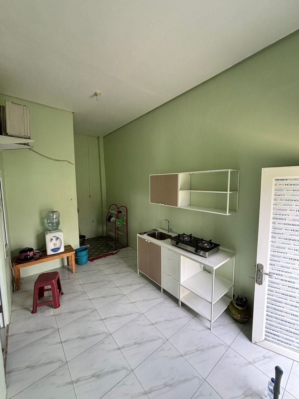 Foto dapur rumah Serang Baru