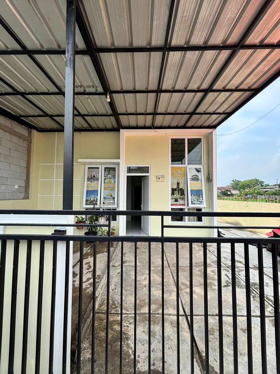 Foto rumah siap huni Serang Baru